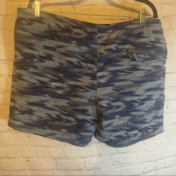 Patagonia Shorts Patagonia Baggies In Blue Print Xxl Poshmark